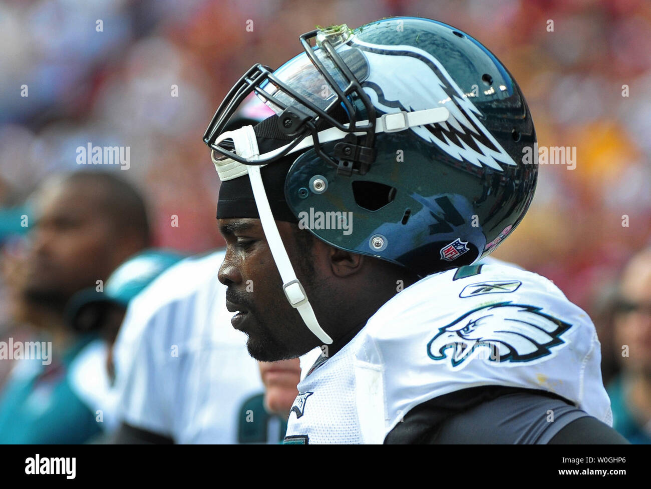 26 October 2009: Eagles QB Michael Mike Vick (7). The Philadelphia Eagles  defeated the Washington Redskins 27-17 on Monday Night Football at FedEx  Field in Landover, MD. (Icon Sportswire via AP Images Stock Photo - Alamy