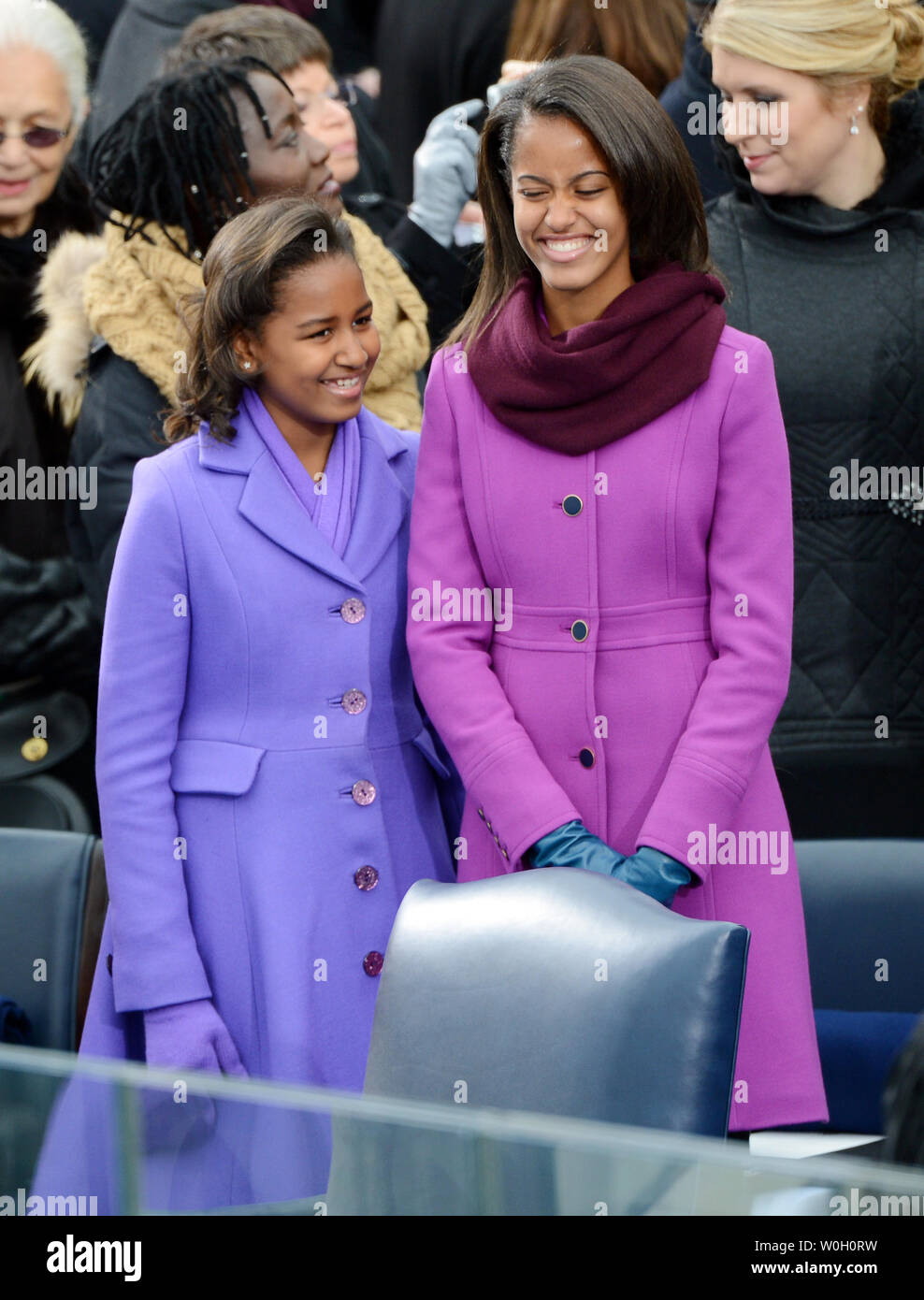 Presidential daughters Sasha Obama and Malia Obama react before U.S(01)