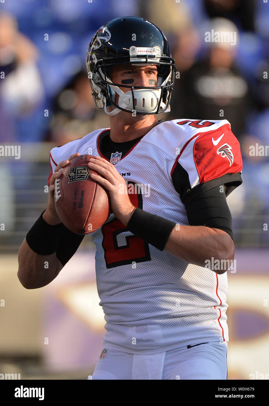 Atlanta Falcons kicker Jeremy Shelley (1) warms up prior to the Falcons game  against the Baltimore Ravens at M&T Bank Stadium on August 15, 2013 in  Baltimore, Maryland. UPI/Kevin Dietsch Stock Photo - Alamy