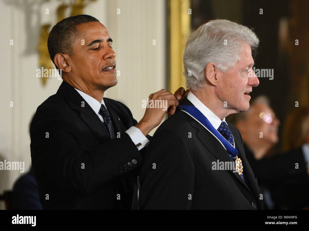 President Barack Obama awards the Medal of Freedom to former President ...