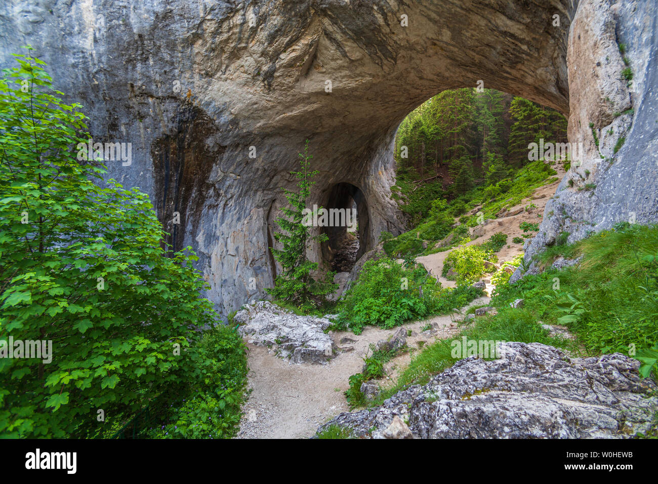 Rock bridges hi-res stock photography and images - Alamy