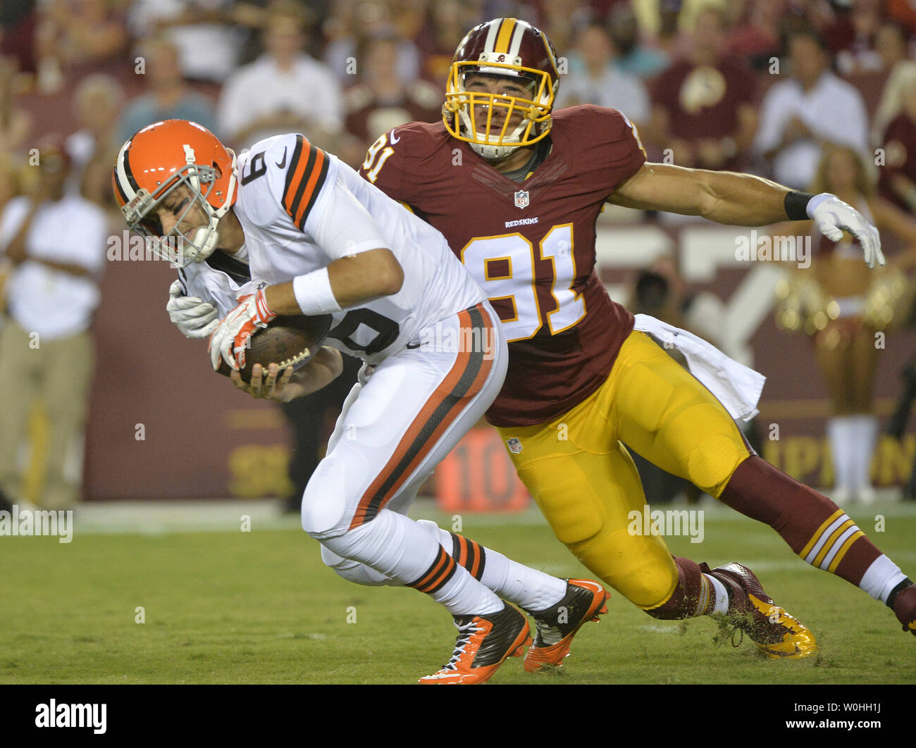 Cleveland Browns quarterback Brian Hoyer warms up before an NFL football  game against the Indianapolis Colts Sunday, Dec. 7, 2014, in Cleveland. (AP  Photo/Tony Dejak Stock Photo - Alamy