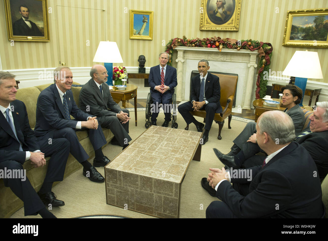 President Barack Obama meets with newly elected governors in the Oval ...