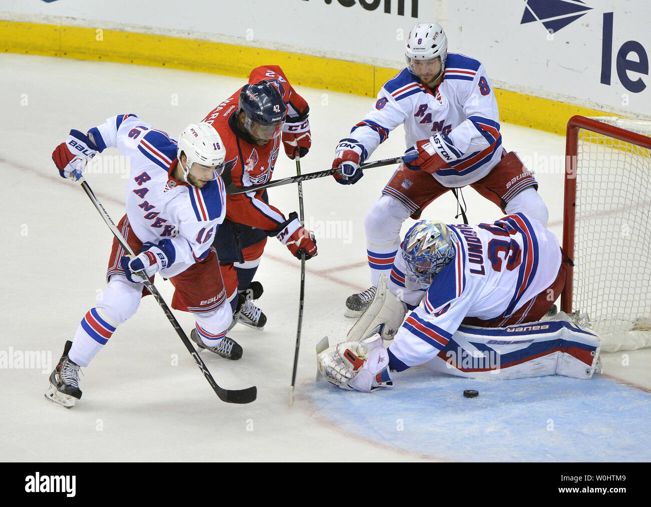 York Rangers goalie Henrik Lundqvist 