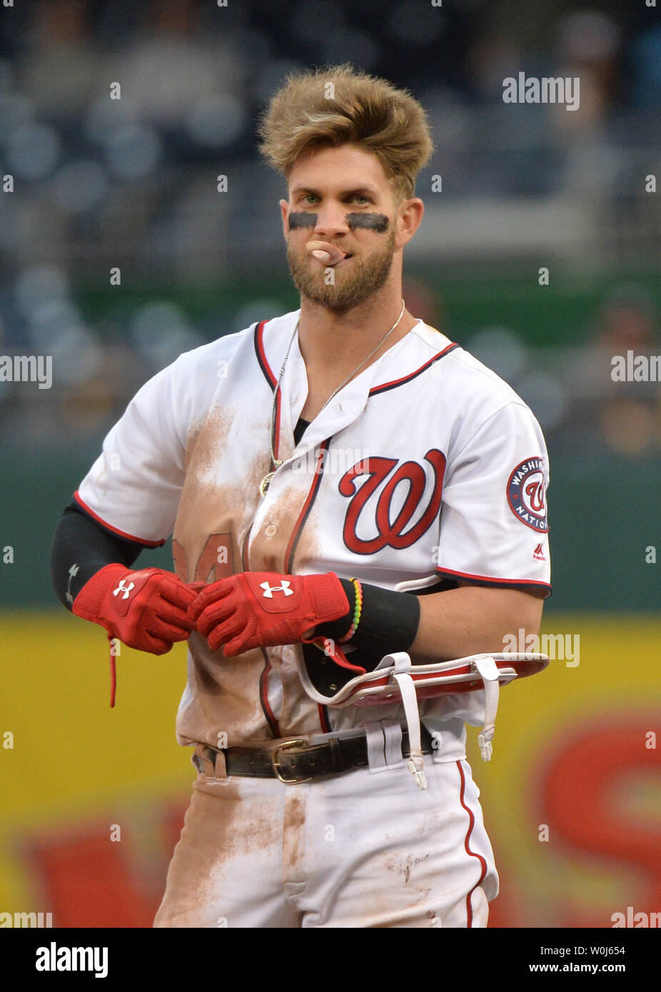 Nationals 2-1 over Phillies on Bryce Harper walk-off double after Mets  clinch NL East - Federal Baseball