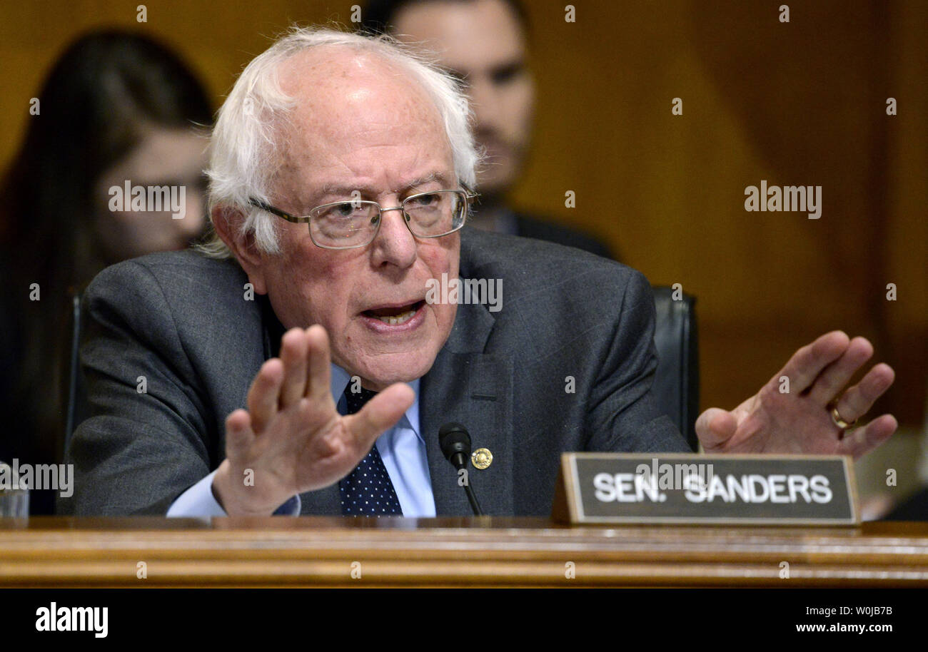 Senate environment and public works commi hi-res stock photography and ...