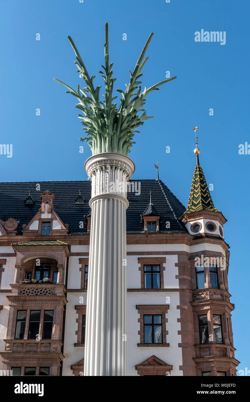 Nikolaikirchof, Nikolaisäule, Denkmal für Revolution 1989 , Leipzig, Sachsen, Deutschland | Nikolai church square, Nikolai column, memorial Stock Photo