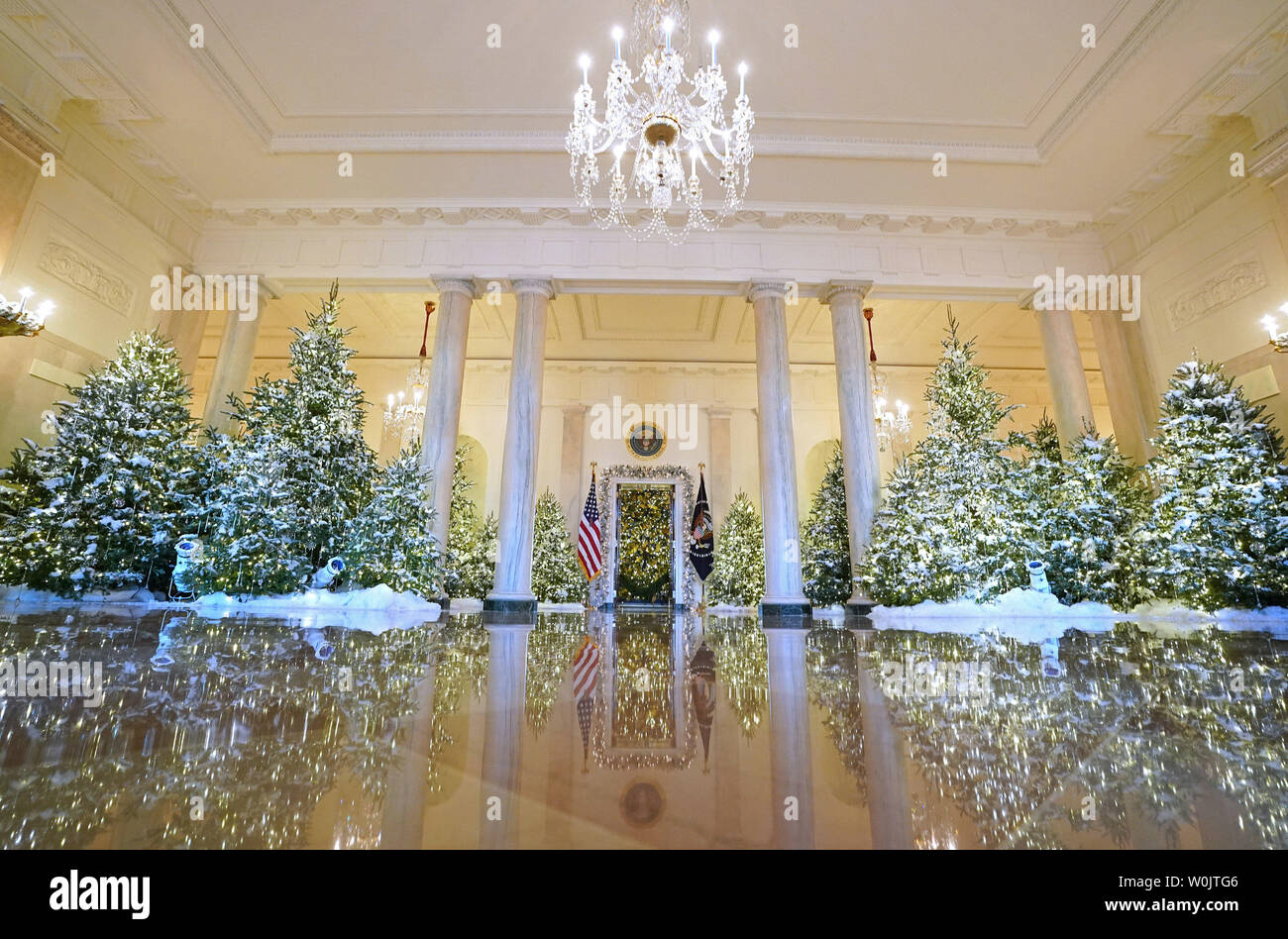 White House Grand Foyer High Resolution Stock Photography and Images ...