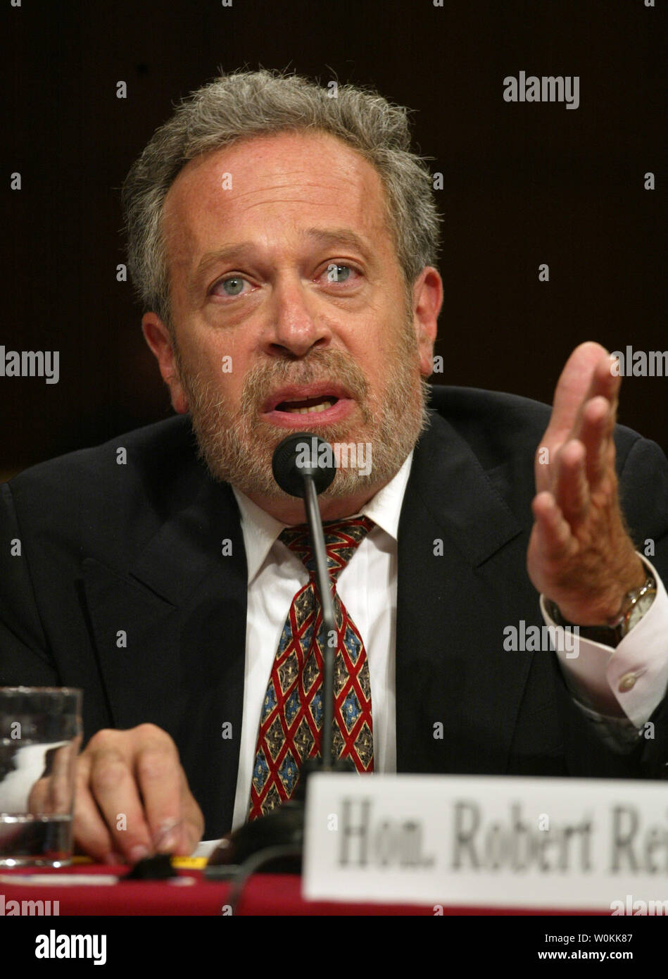 Robert Reich, University Professor and Maurice B. Hexter Professor of Social and Economic Policy, Brandeis University, Waltham, MA testifies before the Senate Judiciary Committee during the fourth day of U.S. Chief Justice Nominee Judge John Roberts confirmation hearing on Capitol Hill in Washington on Sept. 15, 2005. (UPI Photo/Yuri Gripas) Stock Photo