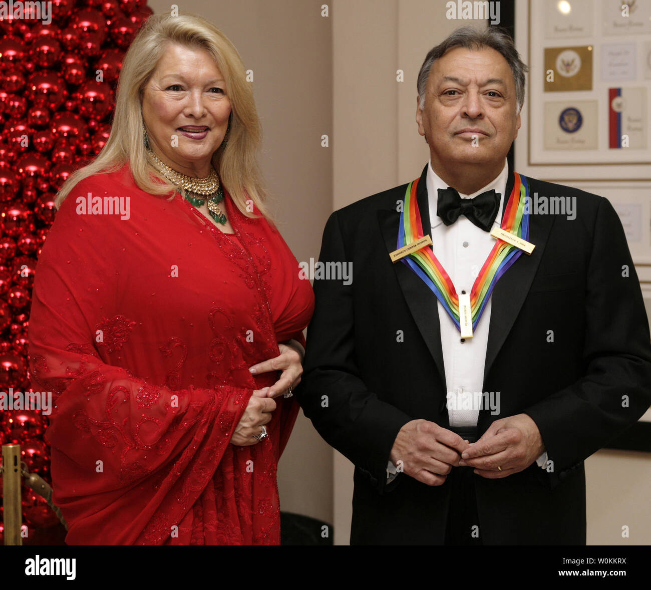 Conductor and Kennedy Center Honoree Zubin Mehta and his wife Nancy, arrive at the White House for the Kennedy Center Honors in Washington on December 3, 2006. (UPI Photo/Yuri Gripas) Stock Photo