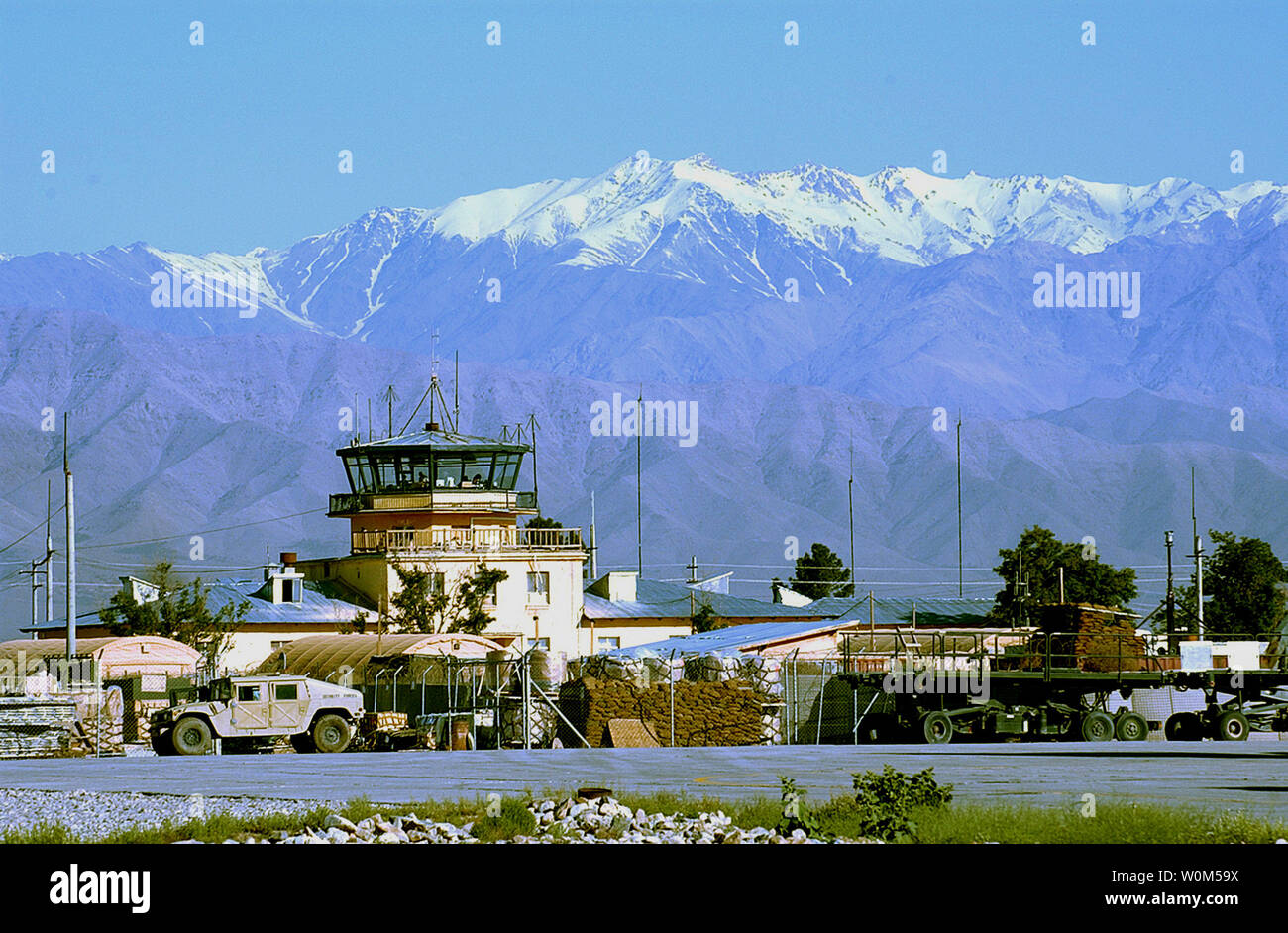 the-bagram-air-base-is-nestled-in-the-shadow-of-the-hindu-kush-mountain