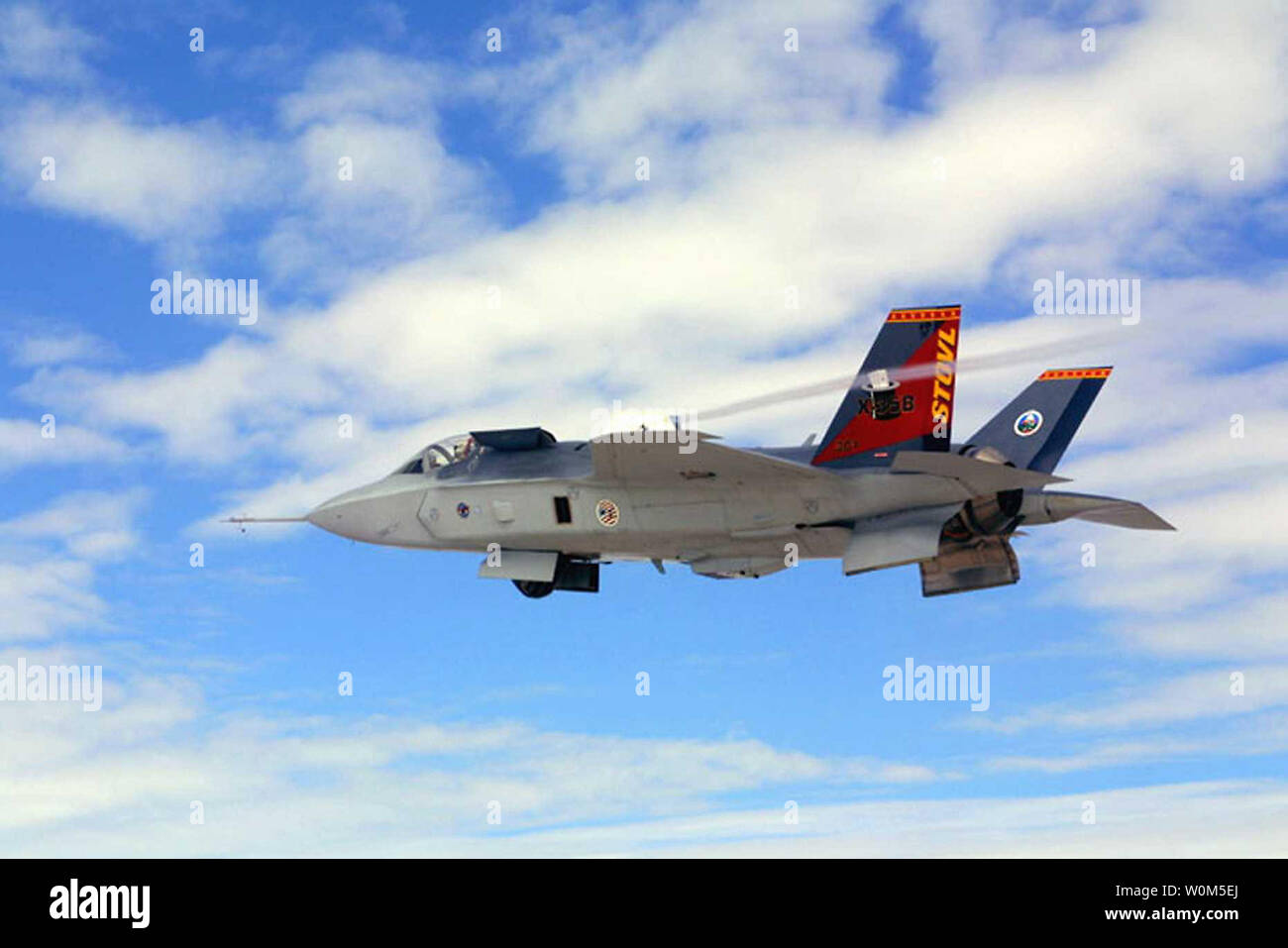 Short Take Off And Vertical Landing Hi-Res Stock Photography And Images -  Alamy