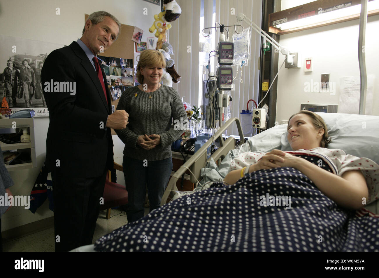 President George W Bush Greets Us Army Sgt Carla Best Of