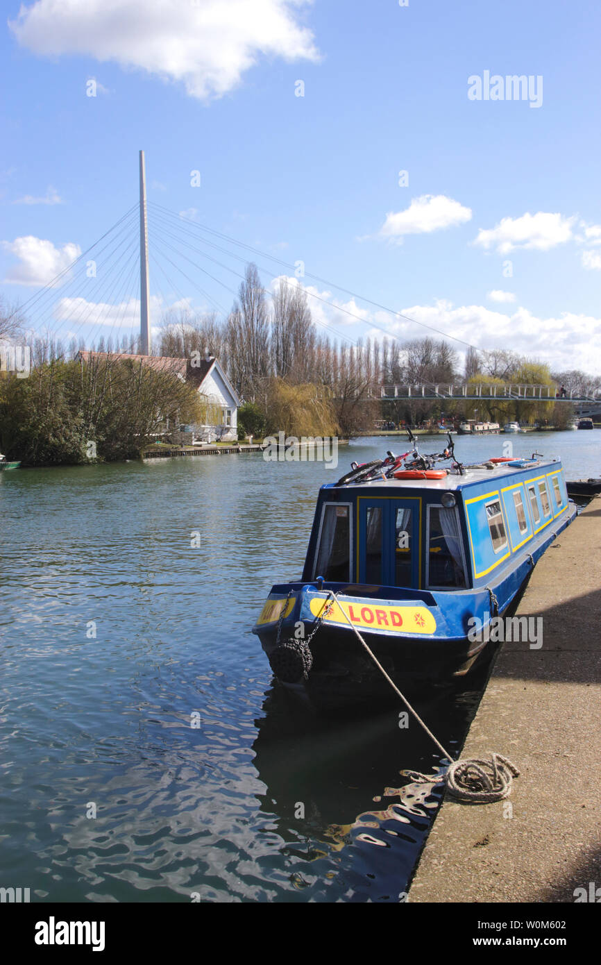 Christchurch footbridge over River Thames Reading Berkshire Stock Photo