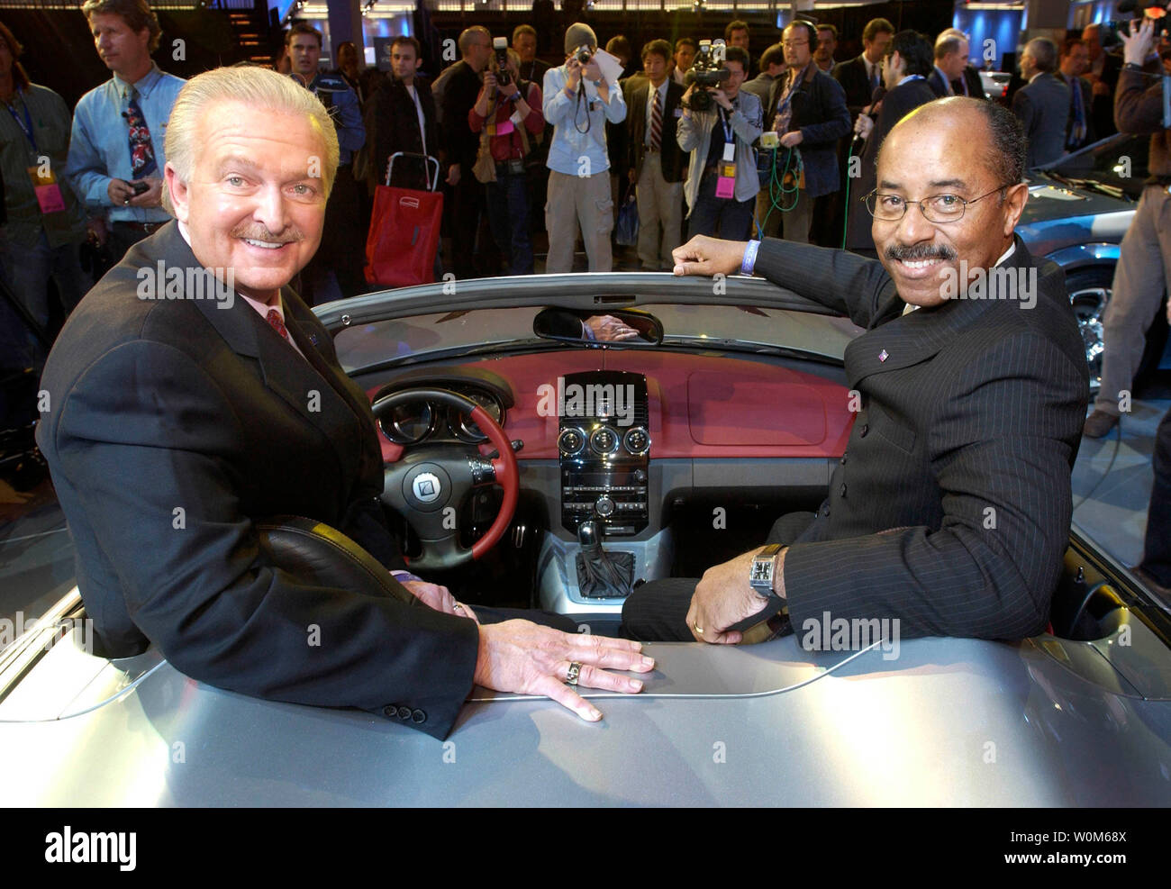 General Motors President North America Gary Cowger (left) and GM Vice
