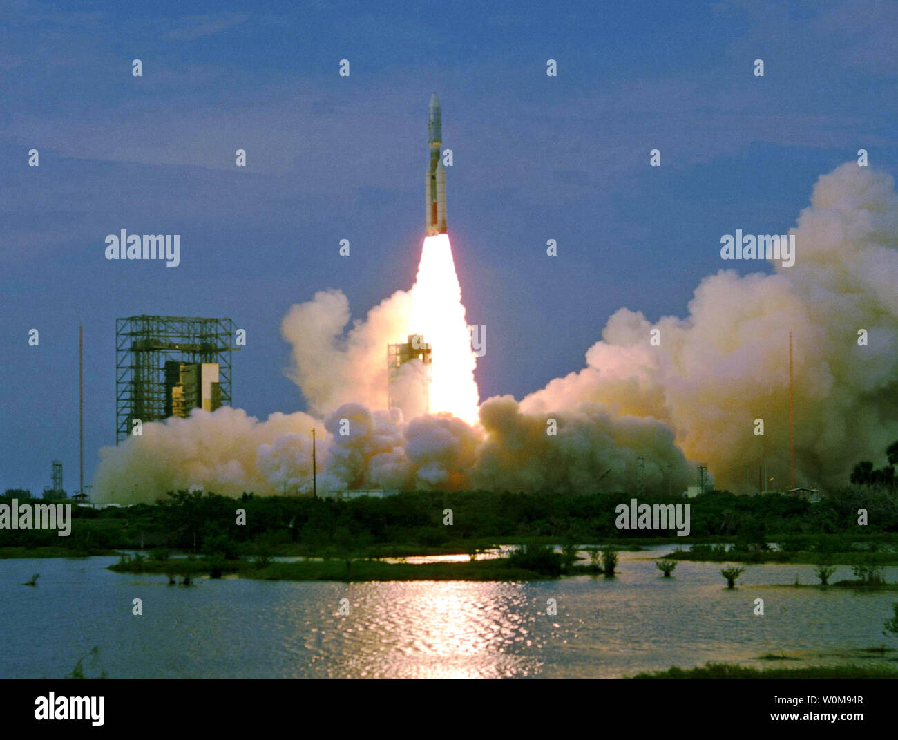 Viking 1 launches from NASA's Kennedy Space Center on August 20, 1975, bound for Mars. A twin spacecraft, Viking 2, followed about three weeks later. Viking I touched down on the surface of Mars 30 years ago on July 20, 1976. (UPI Photo/NASA) Stock Photo