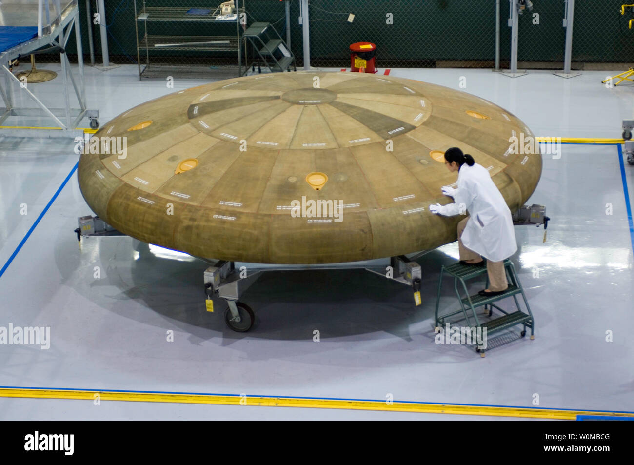 Boeing Advanced Network and Space Systems material and process engineer