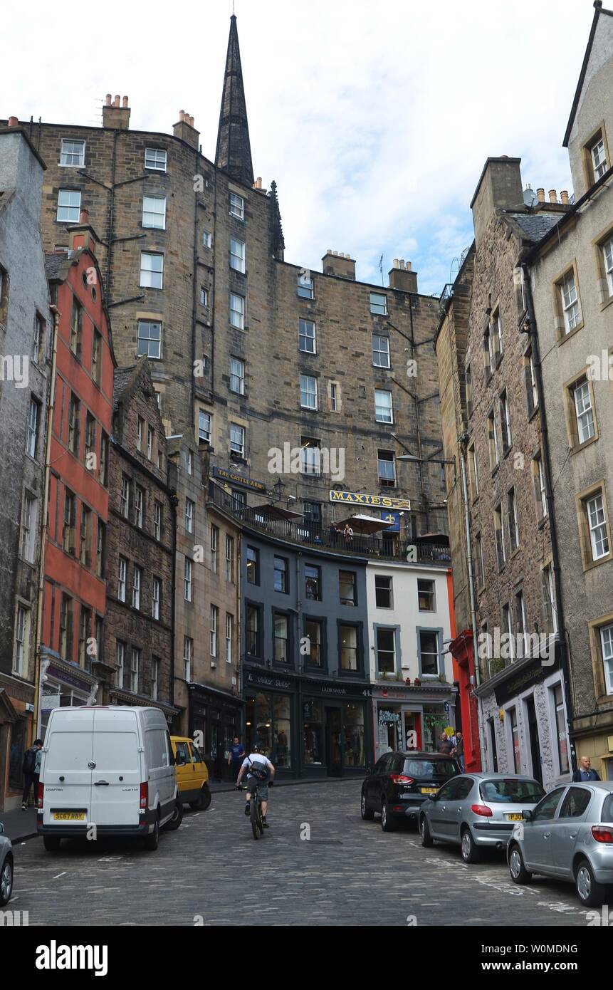 Victoria Street Edinburgh Stock Photo Alamy