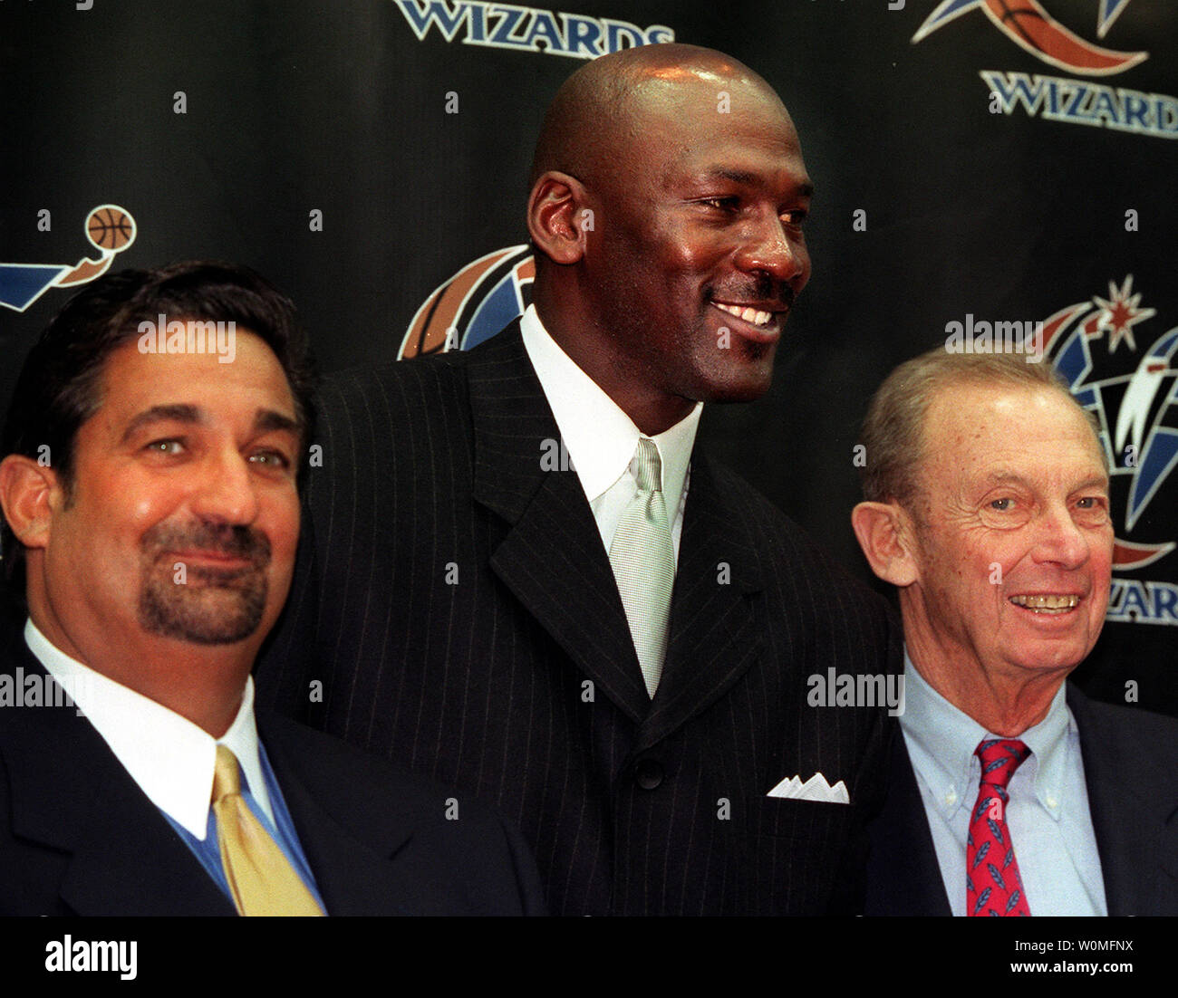 https://c8.alamy.com/comp/W0MFNX/washington-wizards-owner-abe-pollinr-shown-in-2000-file-photo-died-on-november-24-2009-at-the-age-of-85-pollin-considered-his-greatest-achievement-was-the-verizon-center-risking-his-personal-fortune-on-a-venture-that-revitalized-downtown-washington-opening-in-1997-he-is-shown-with-washington-capitals-owner-ted-leonsis-l-who-has-first-refusal-to-buy-pollins-washington-sports-and-entertainment-holdings-and-michael-jordan-upifiles-W0MFNX.jpg