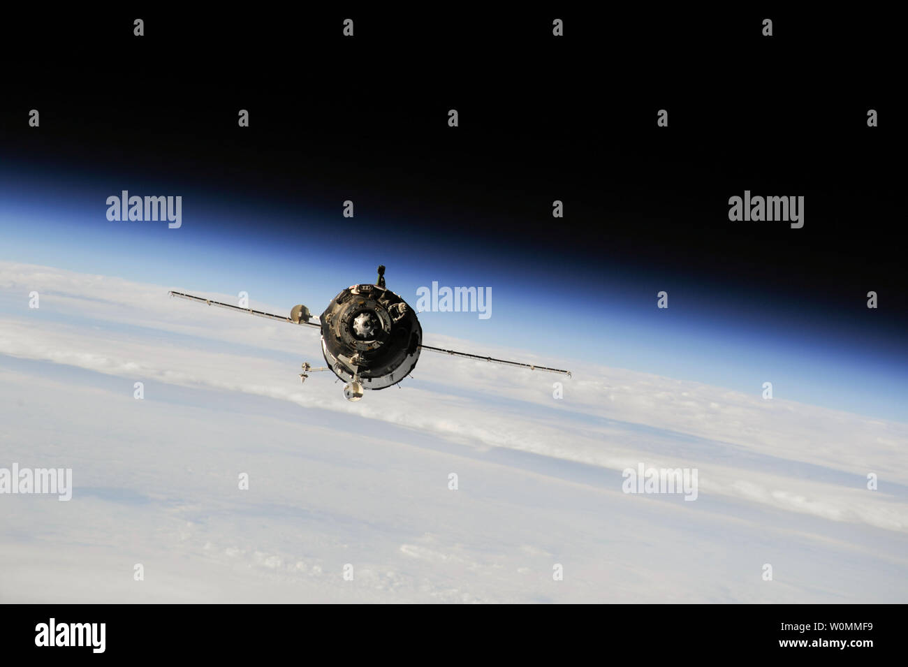 This NASA image shows the Soyuz TMA-10M spacecraft as it approaches the International Space Station, carrying Expedition 37 Soyuz Commander Oleg Kotov, NASA Flight Engineer Michael Hopkins and Russian Flight Engineer Sergey Ryazanskiy, September 25, 2013.  UPI/NASA Stock Photo
