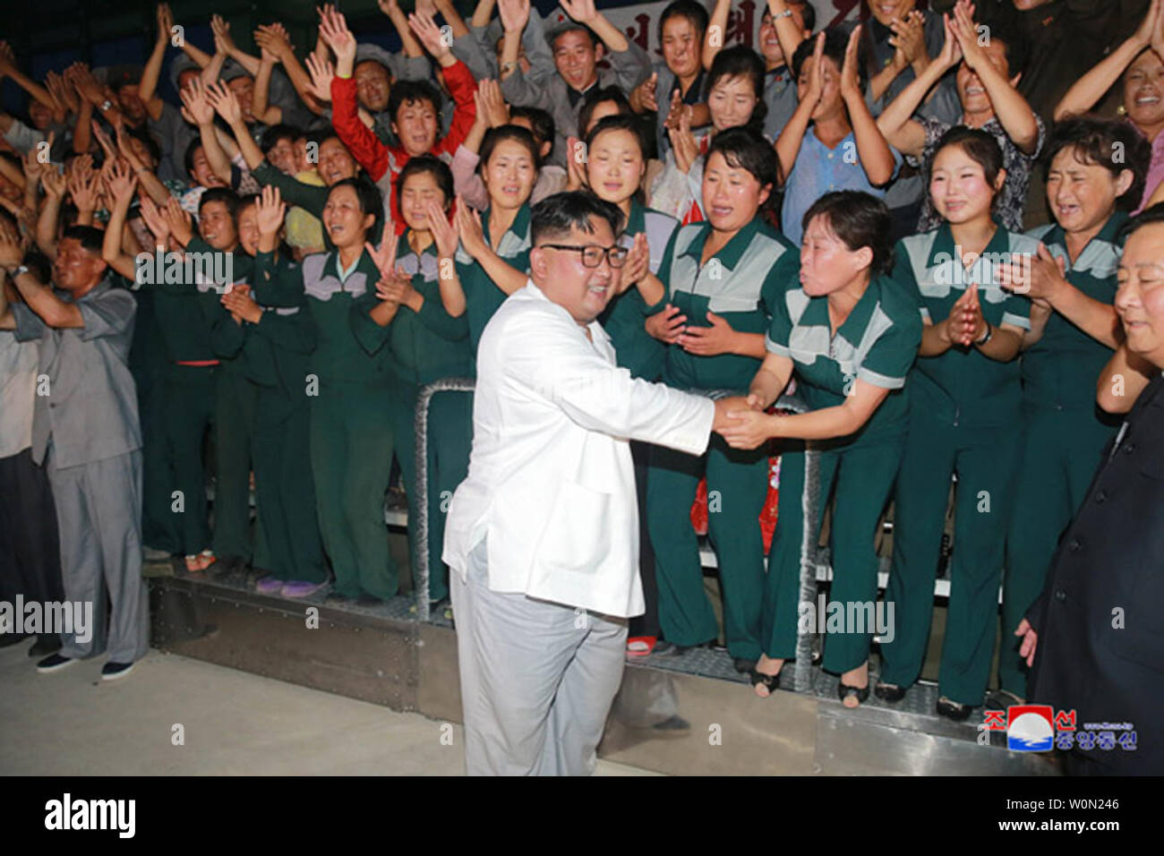 Korean peoples army hi-res stock photography and images - Alamy