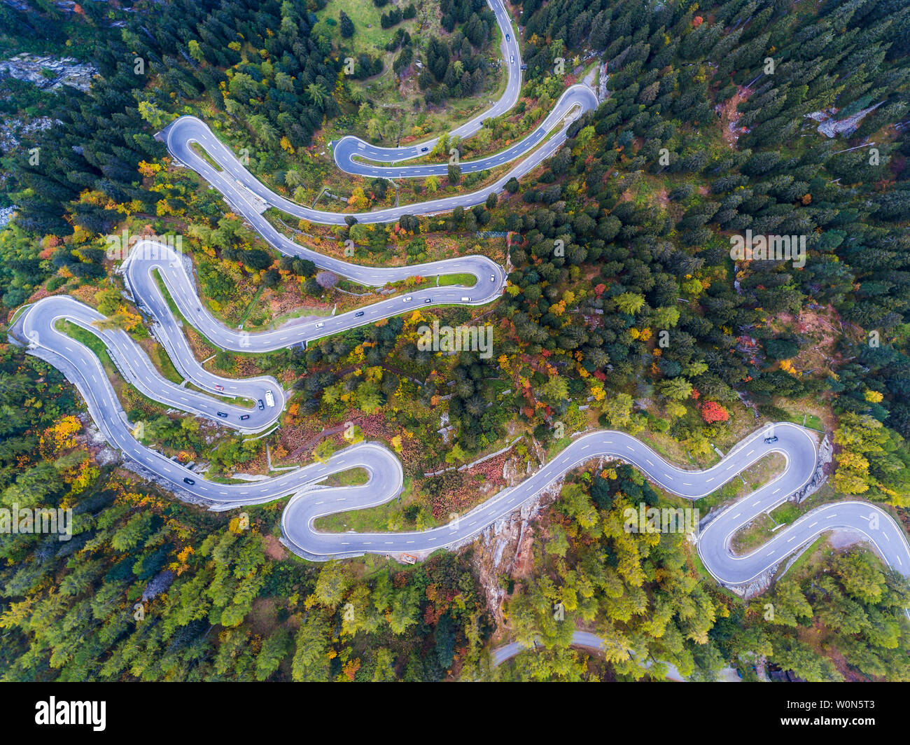 Malaga pass, Swiss Alpes. Spectacular curves in the landscape. Stock Photo