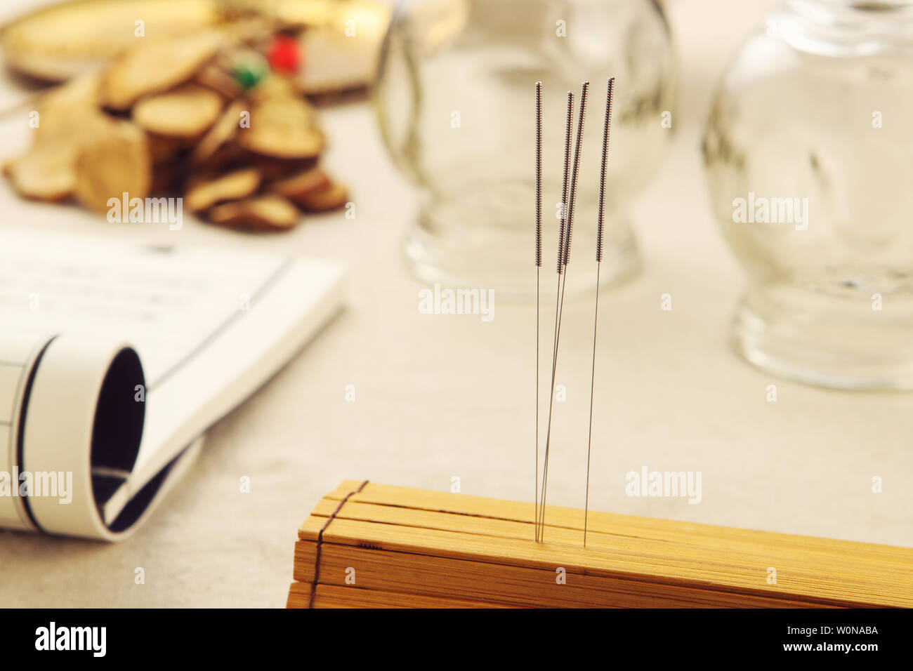 Chinese acupuncture and moxibustion hires stock photography and images