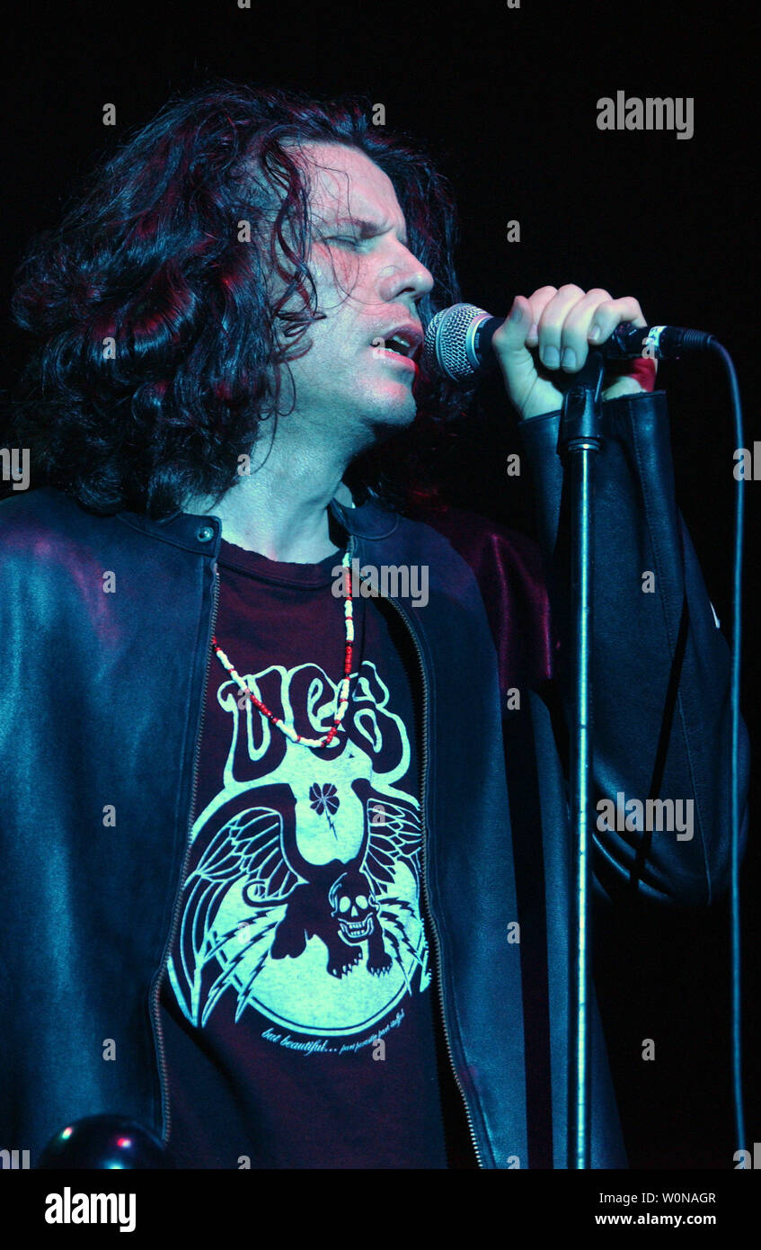 Ian Astbury with the Doors of the 21st Century performs in concert, at the Sound Advice Amphitheatre , in West Palm Beach,  Florida, on June 10, 2005.  (UPI Photo/Michael Bush) Stock Photo