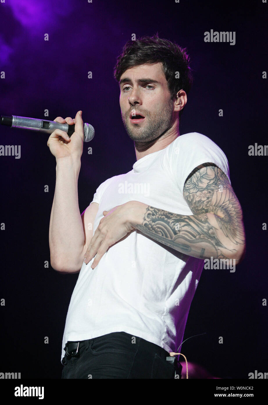 Adam Levine with Maroon 5 performs in concert at the Cruzan Amphitheatre in  West Palm Beach, Florida on October 4, 2008. (UPI Photo/Michael Bush Stock  Photo - Alamy