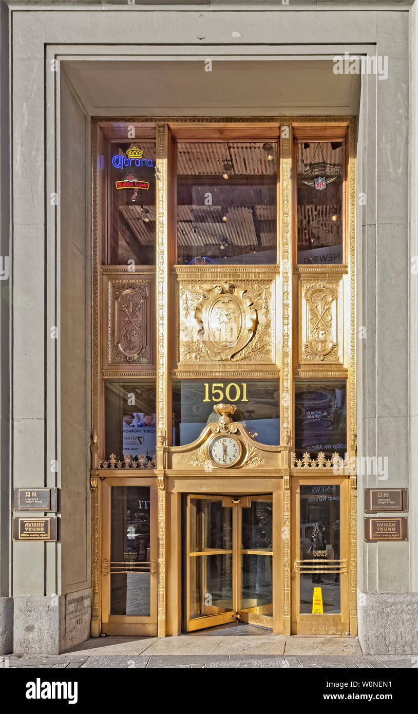 New York 7th avenue building entrance door Stock Photo