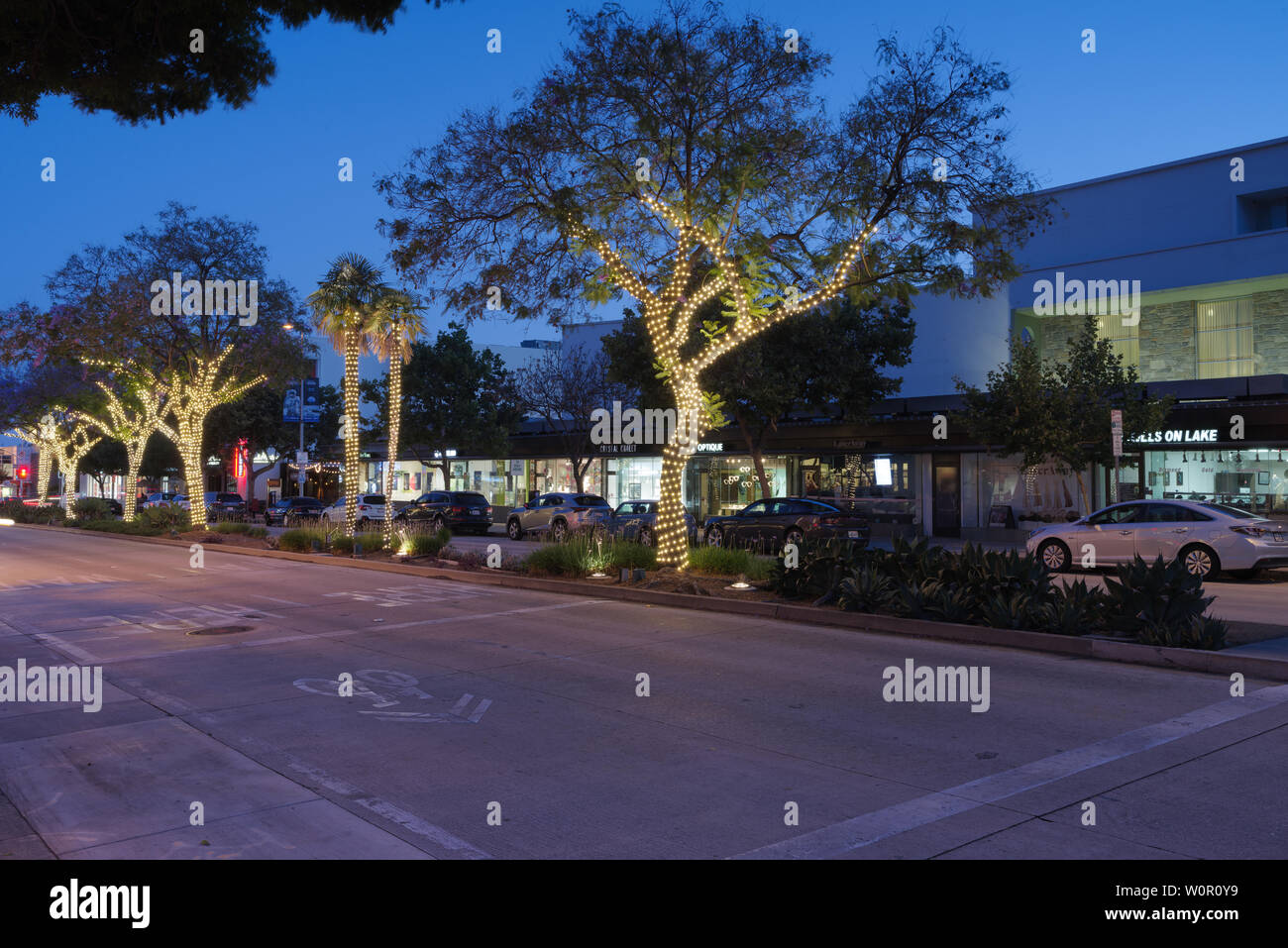 Image showing South Lake Ave in Pasadena, California. The South Lake District includes premier