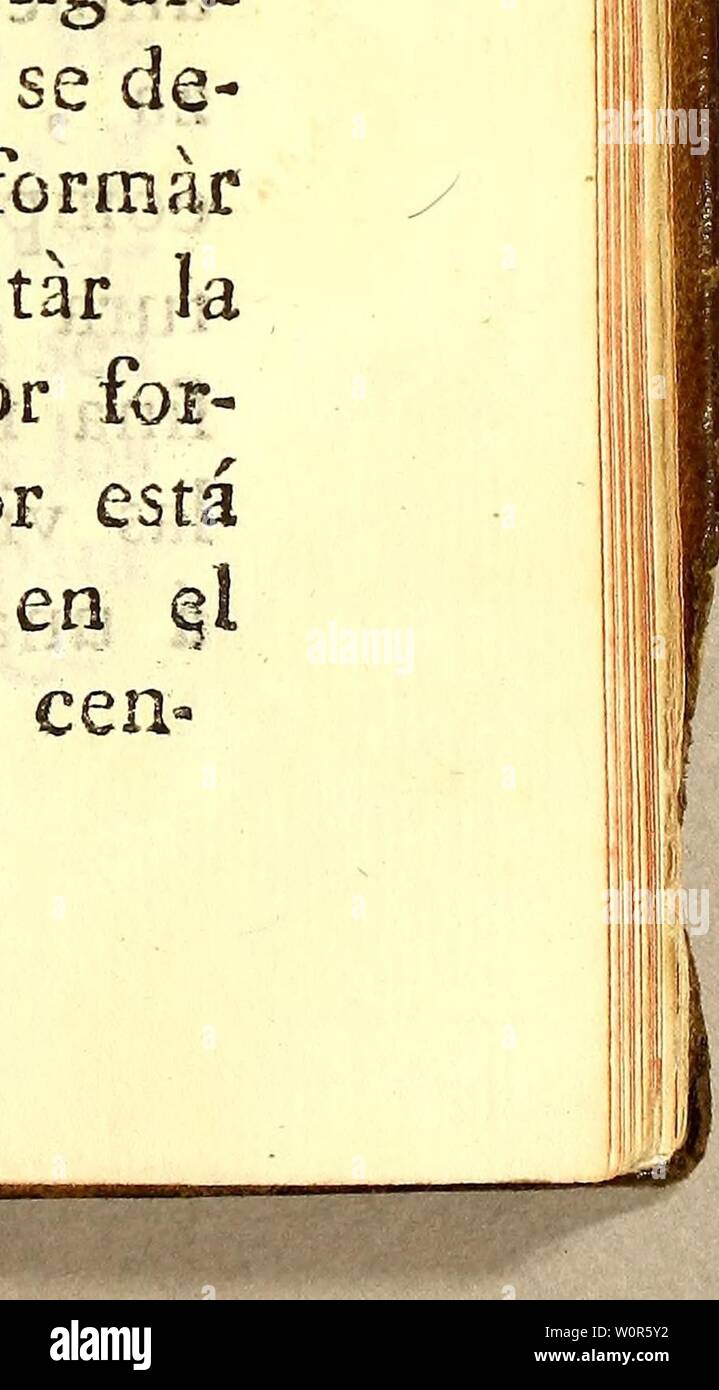 Archive image from page 264 of Descripcion de diferentes piezas de. Descripcion de diferentes piezas de historia natural las mas del ramo maritimo, : representadas en setenta y cinco laminas. descripciondedif01parr Year: 1787  M1 Warémos dé cada pieza eú particular. E$ .primer lugar , componen esta Estrella diez piezas mayores. Una de estas diez, es la que ¡representa la Fig. 6. , y explicada ésta , se debe entender lo mismo de las restantes. Esta restá compuesta de dos partes , una compás ta , y otra formada de varias ojas, esta tie- ne dos caras, una externa compuesta.de lami- das , y otra l Stock Photo