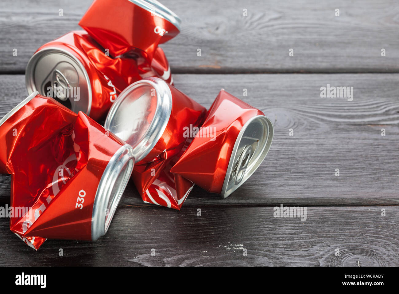 aluminum cans. recycling Stock Photo Alamy