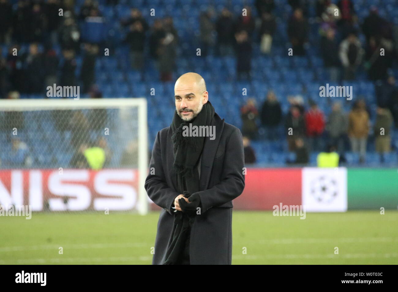 Josep Pep Guardiola i Sala (Coach / Trainer), Fussball-CL: Achtelfinale, FC  Basel vs. Manchester City Stock Photo - Alamy