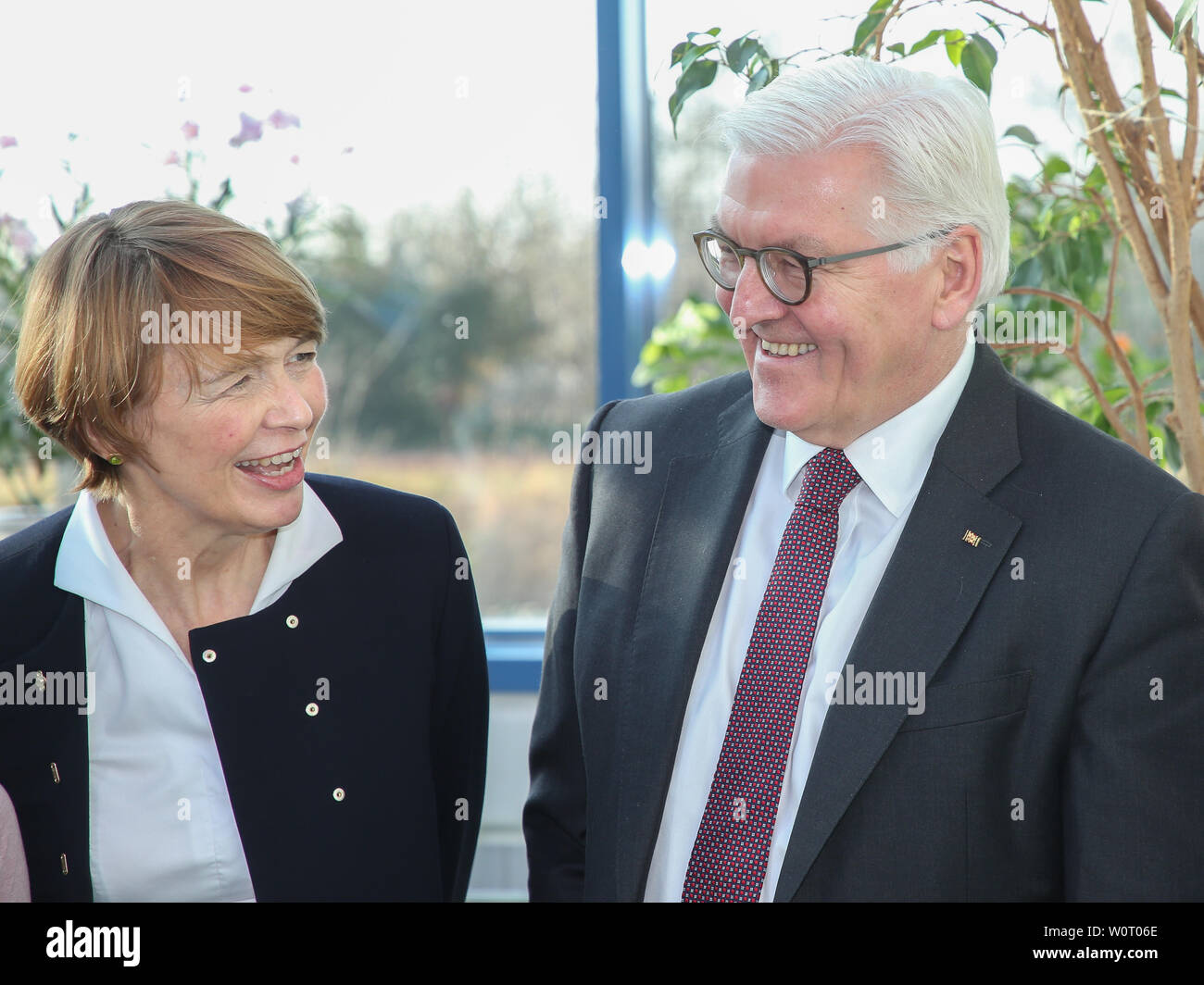 Bundespräsident Dr. Frank-Walter Steinmeier mit Ehefrau Elke Büdenbender  beim Antrittsbesuch am 14.02.2018  in Wolmirstedt Stock Photo