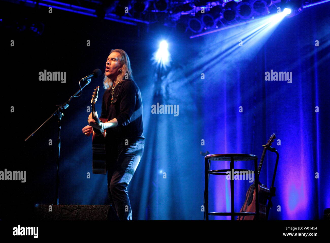 New model army hires stock photography and images Alamy