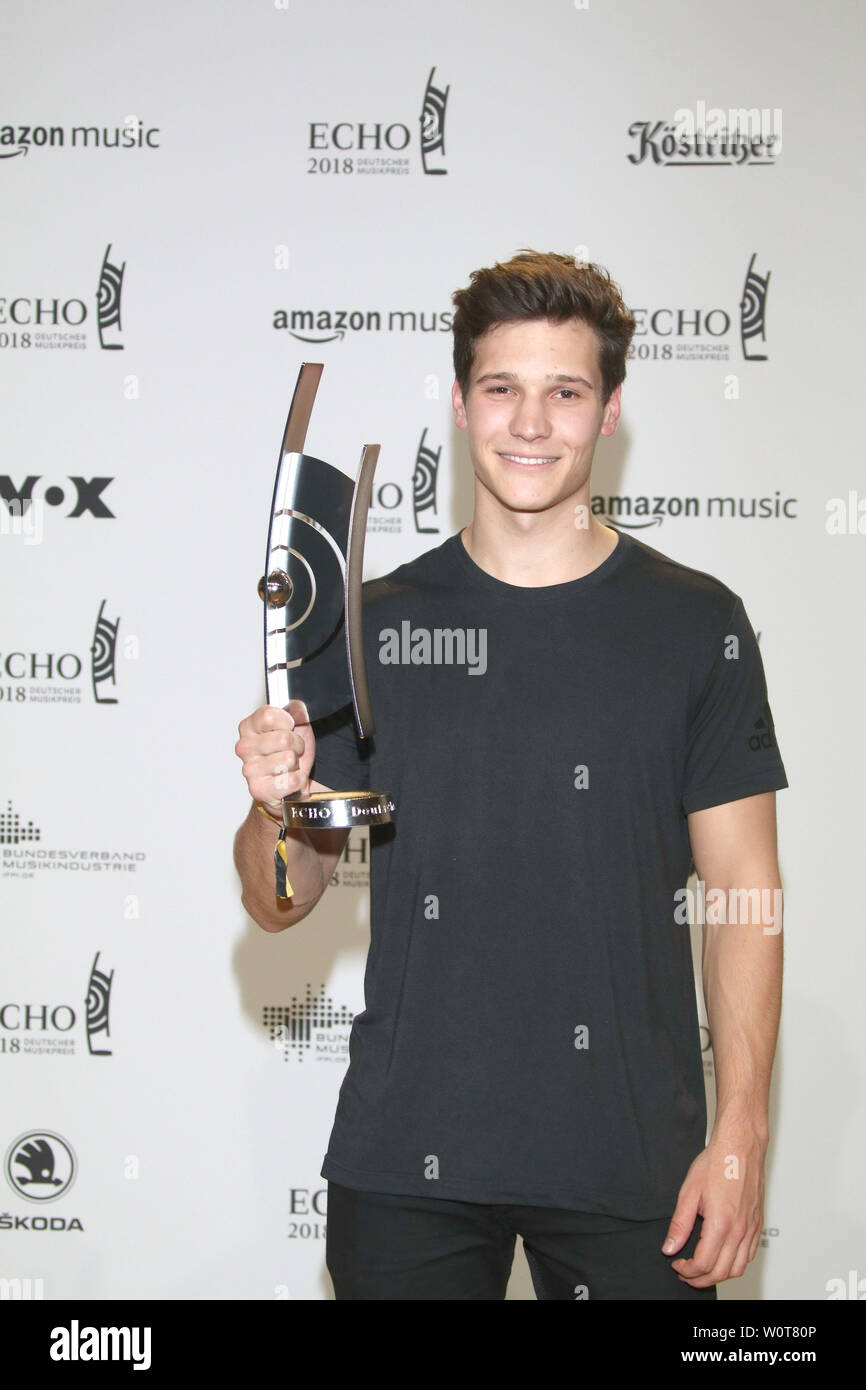 Page 2 - Wincent Weiss High Resolution Stock Photography and Images - Alamy