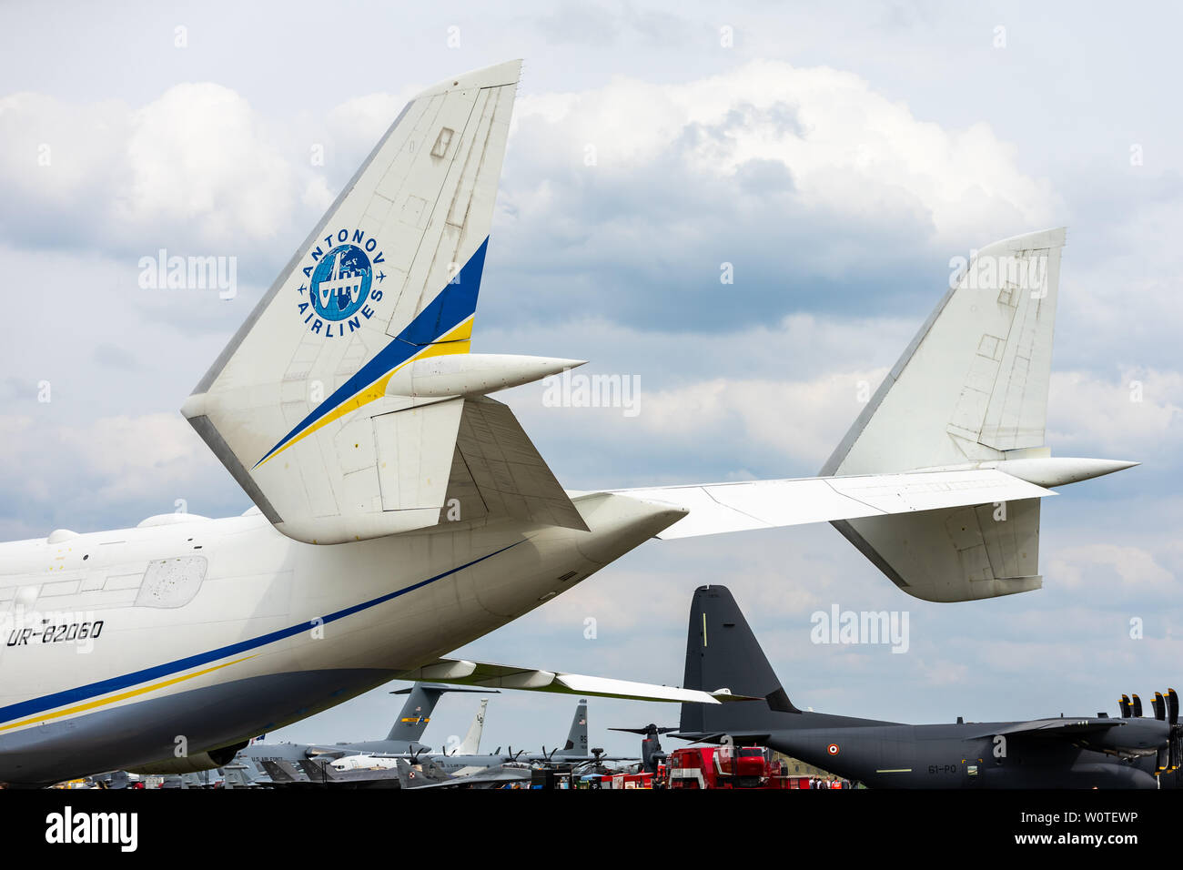 Download Tail Empennage Stock Photos & Tail Empennage Stock Images ...