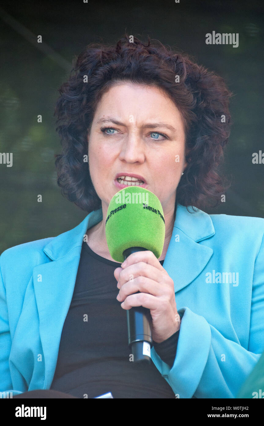 Handelt hires stock photography and images Alamy
