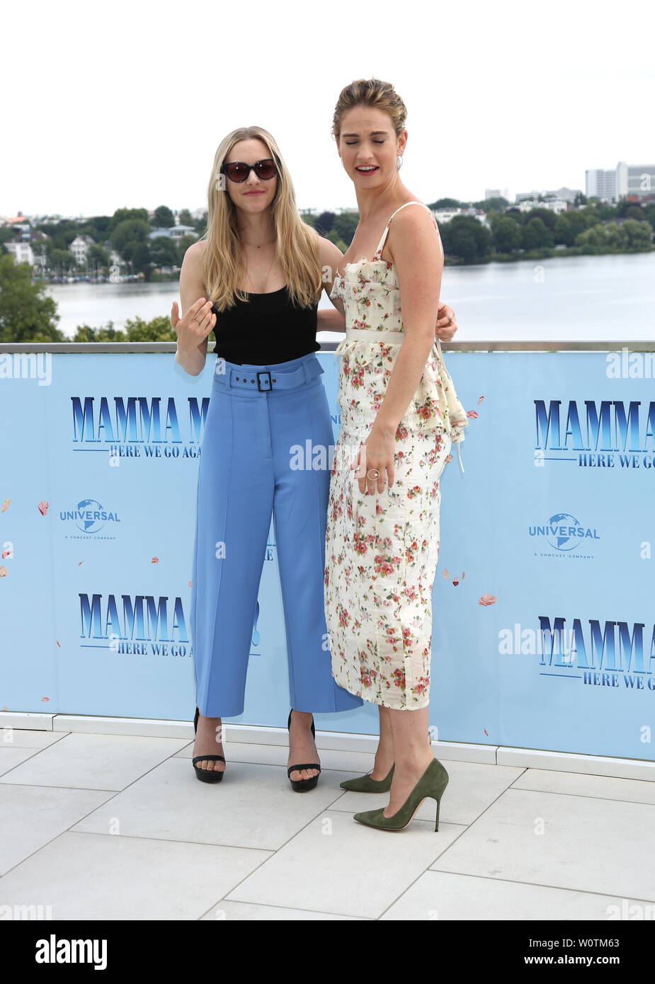 Lily James and Amanda Seyfried, Mamma Mia 2 ! Here We Go Again Presscall in  Hamburg,12.07.2018 Stock Photo - Alamy