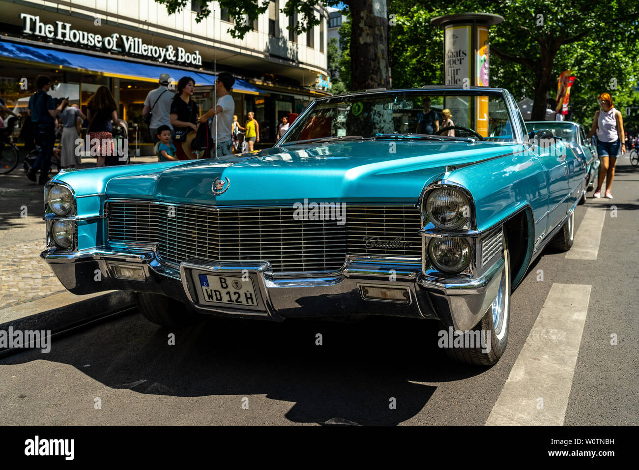2018 Cadillac Eldorado >> Berlin June 09 2018 Full Size Luxury Car Cadillac 2018 Cadillac Eldorado >> Berlin June 09 2018 Full Size Luxury Car Cadillac