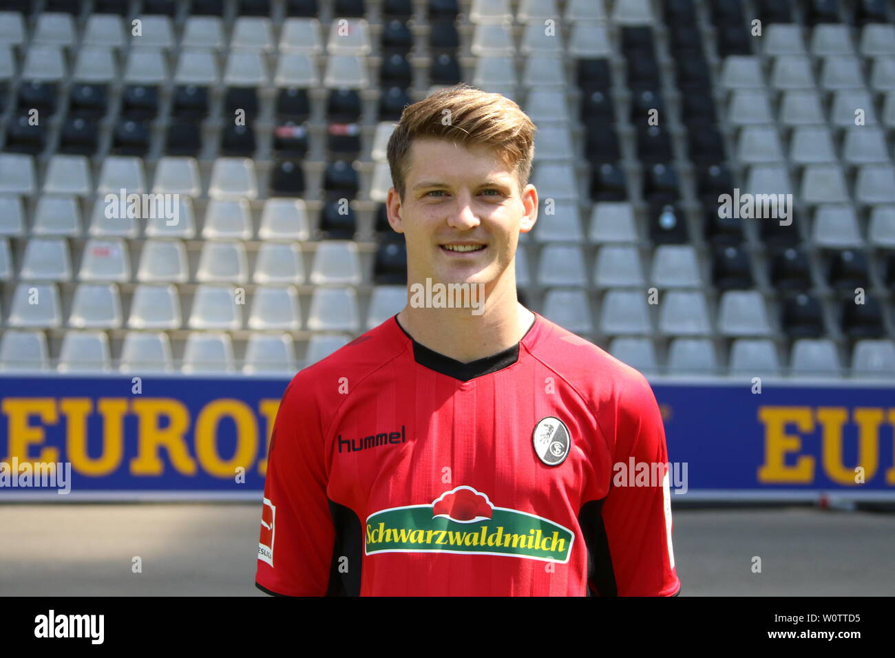 Lukas Kuebler (Freiburg),     - SC Freiburg Mannschaftsfoto 2018-19 Stock Photo