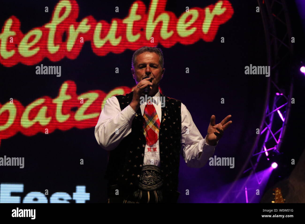 Norbert rier kastelruther spatzen hi-res stock photography and images ...