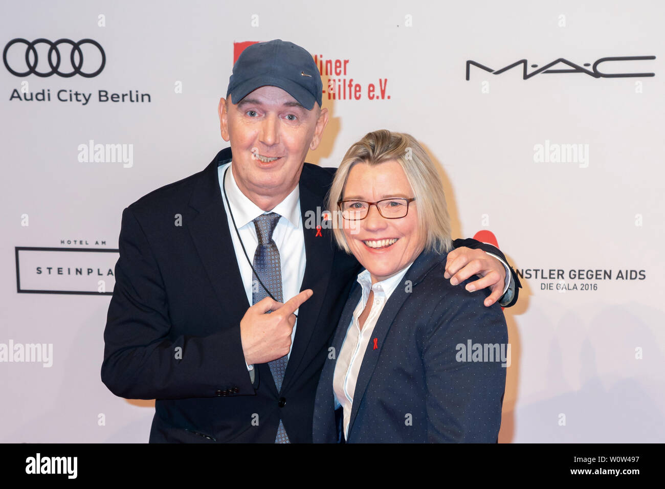 Ralph Ehrlich, Ines Lehmann and accompaniment during the Artists Against  Aids Gala at Stage Theater des Westens on November 19, 2018 in Berlin,  Germany Stock Photo - Alamy