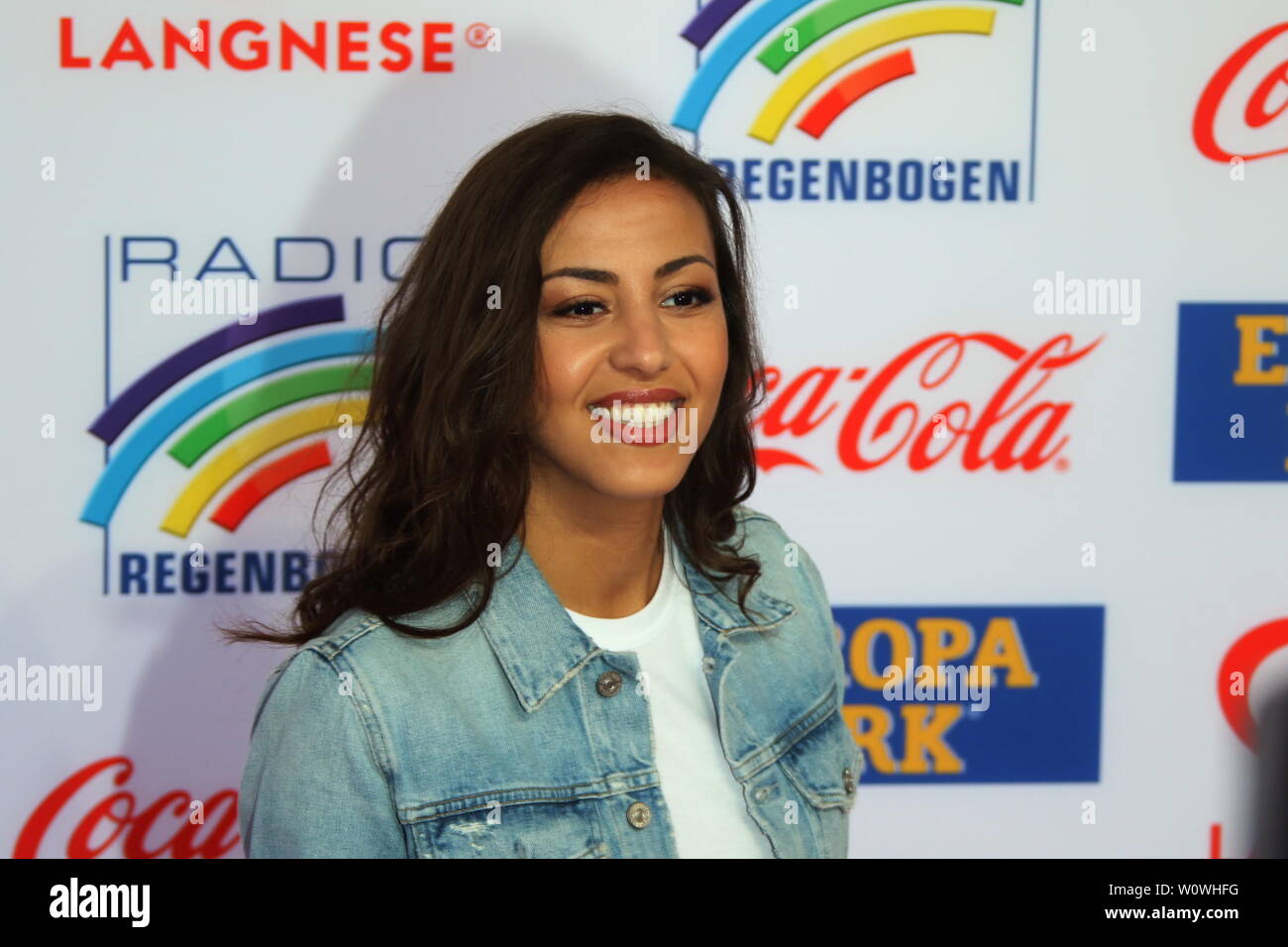 Künstlerin National 2018, Namika beim Radio Regenbogen Award Rust 2019  Stock Photo - Alamy