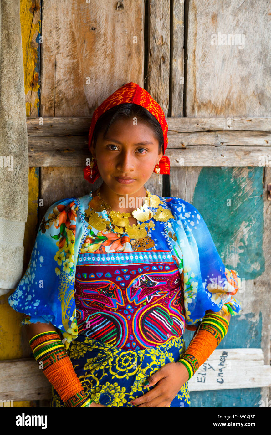 Kuna ethnic group village, San Blas archipelago, Kuna Yala Region