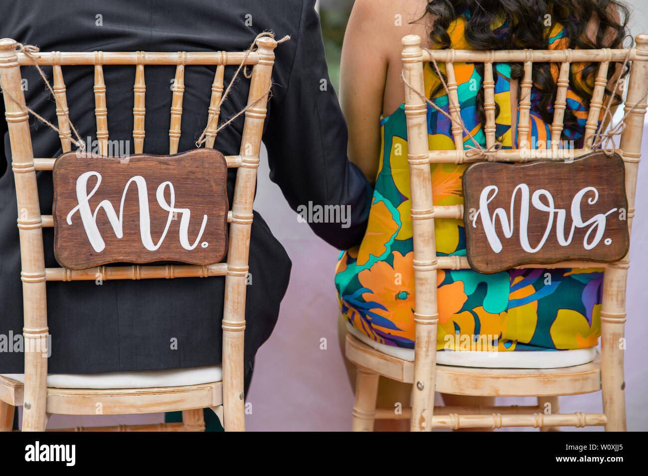 Bride and groom chairs hi-res stock photography and images - Alamy