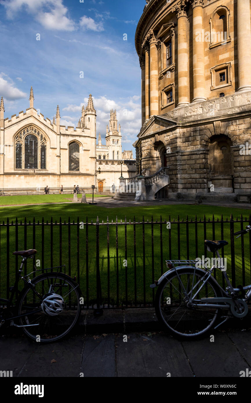 A beautiful summer's evening in the famous university town of Oxford. A Radcliffe Square including the brightly sunlit Camera and Codrington Library. Stock Photo