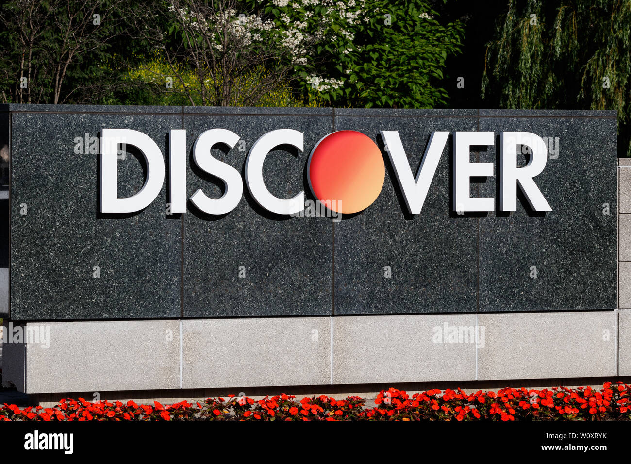 Riverwoods - Circa June 2019: Discover Financial Services headquarters. Discover offers credit cards, home and student loans I Stock Photo
