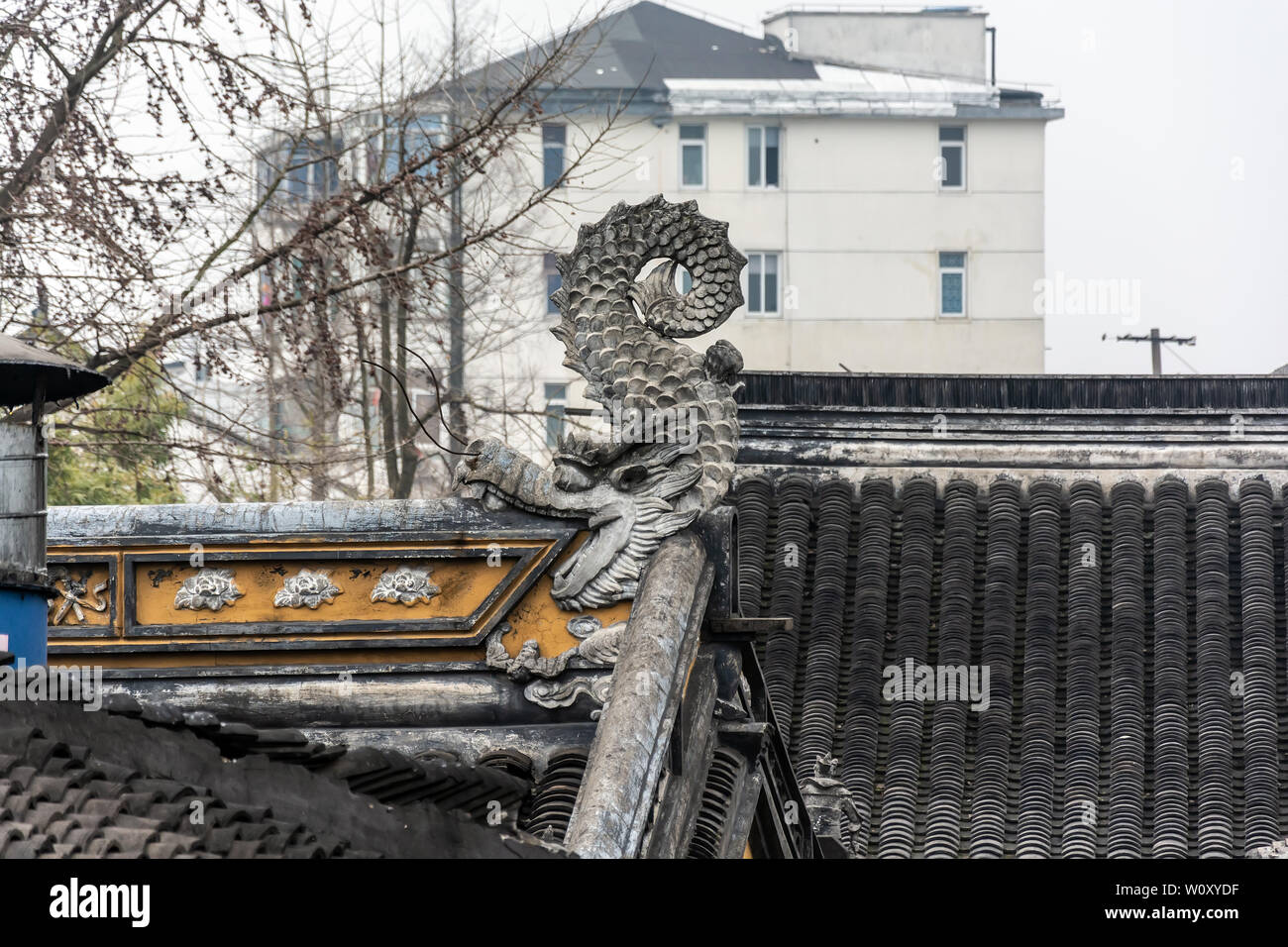 Shanghai Old Town Roof Stock Photo - Alamy